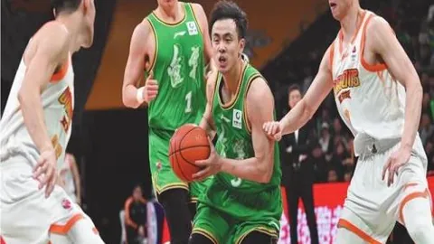 皇马2-1逆转毕尔巴鄂，本泽马3分钟内梅开二度制胜